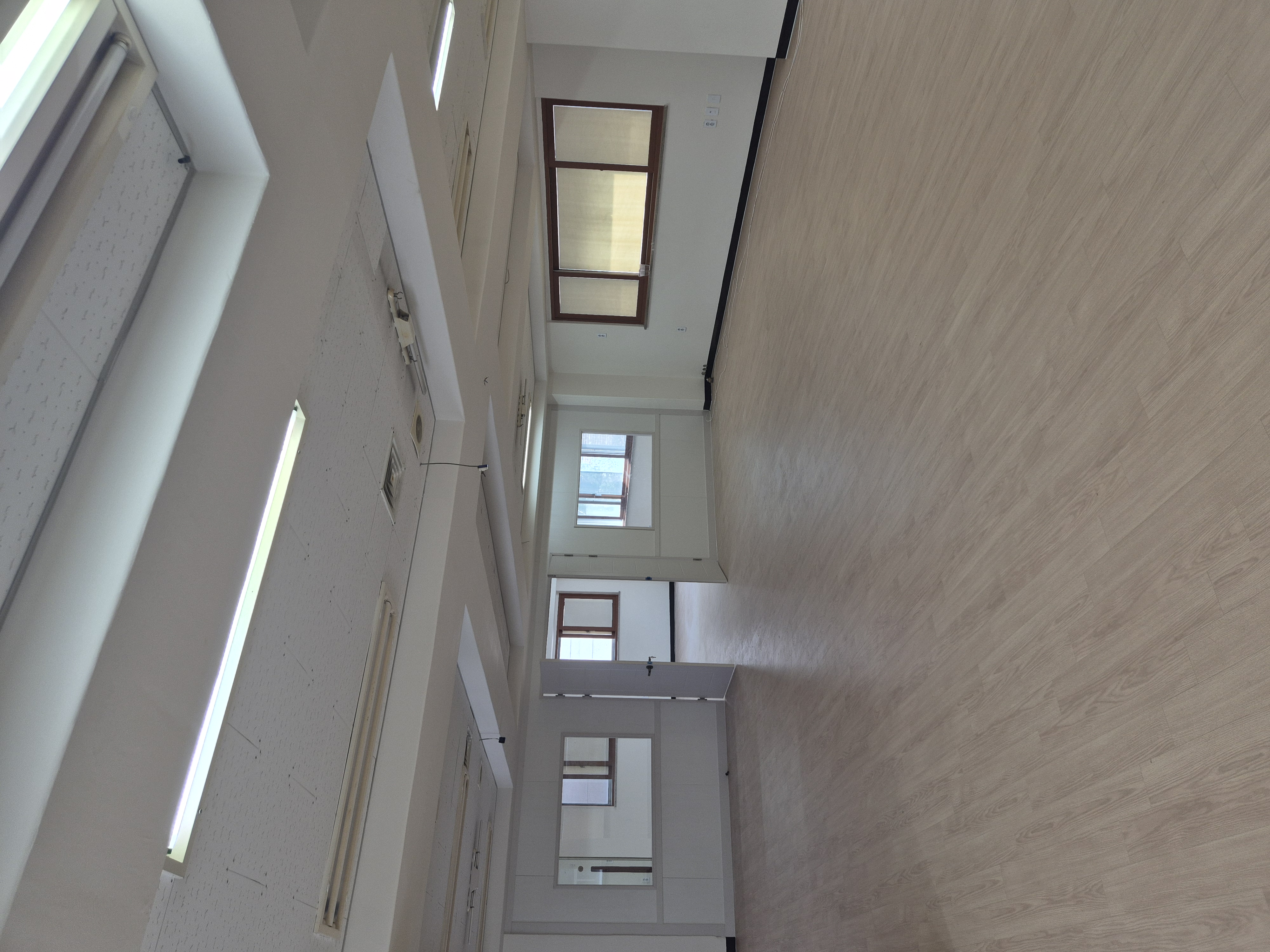 KakaoTalk_20250814_155629825_06.jpg