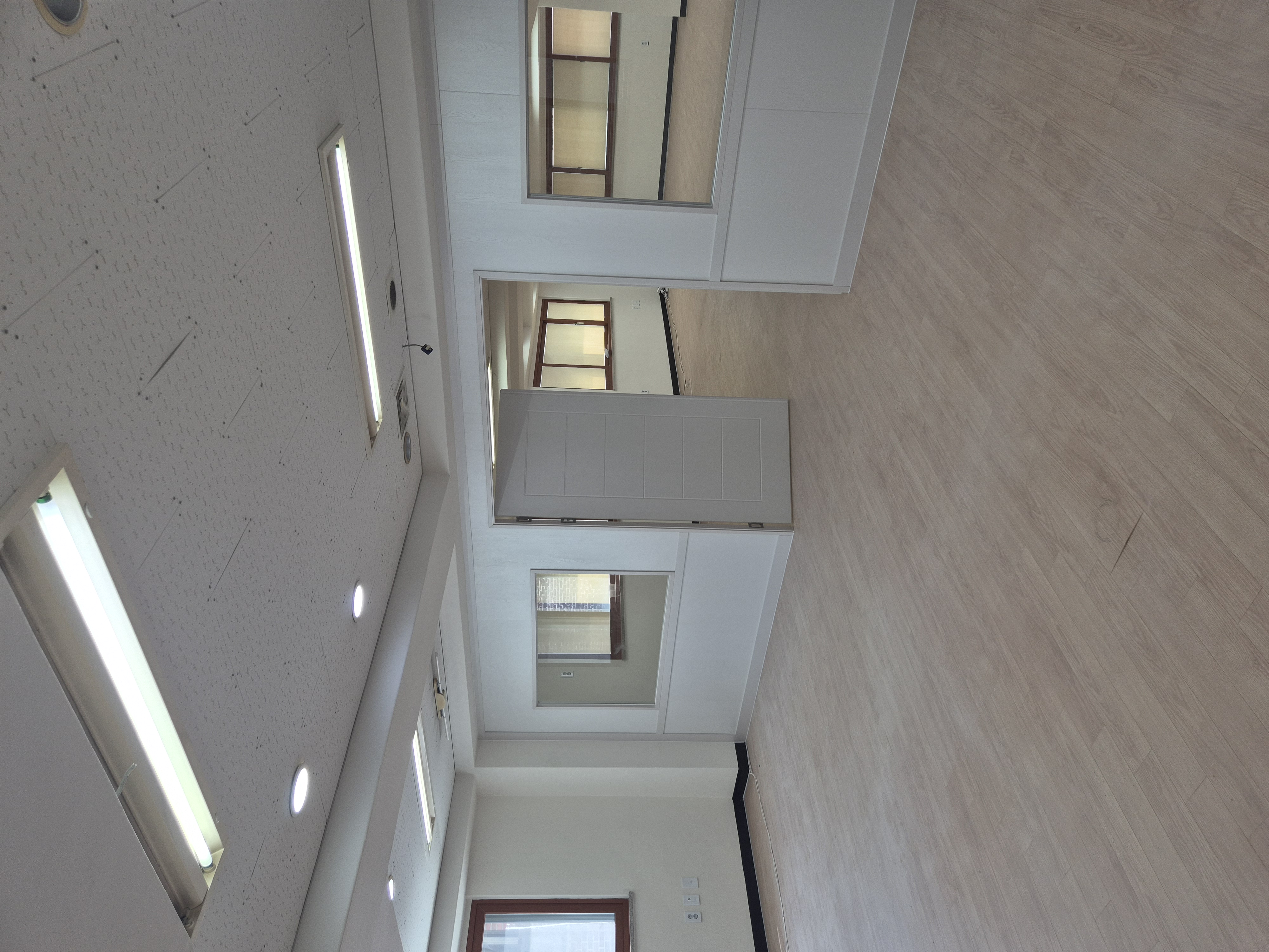 KakaoTalk_20250814_155629825_02.jpg